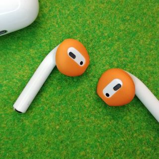 アップル(Apple)のAirPods イヤホンカバー(オレンジ)(ヘッドフォン/イヤフォン)