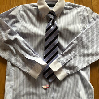ミチコロンドン(MICHIKO LONDON)の男児　ワイシャツ　140ネクタイ付き(ドレス/フォーマル)