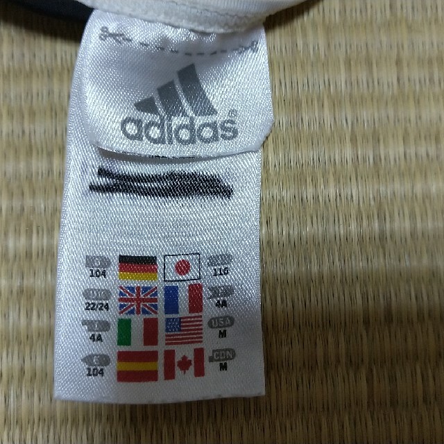 adidas(アディダス)のアディダス　水着110cm キッズ/ベビー/マタニティのキッズ服女の子用(90cm~)(水着)の商品写真