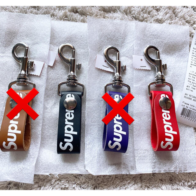 Supreme(シュプリーム)の専用赤黒 メンズのファッション小物(キーホルダー)の商品写真