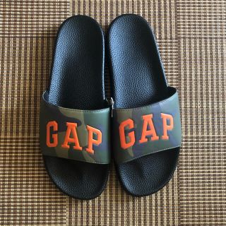 ギャップ(GAP)のGAP ロゴスライドサンダル  カモフラージュ(サンダル)