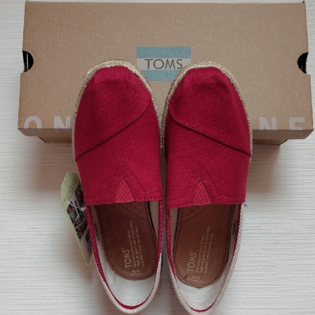 TOMS(トムズ)の専用です レディースの靴/シューズ(スリッポン/モカシン)の商品写真