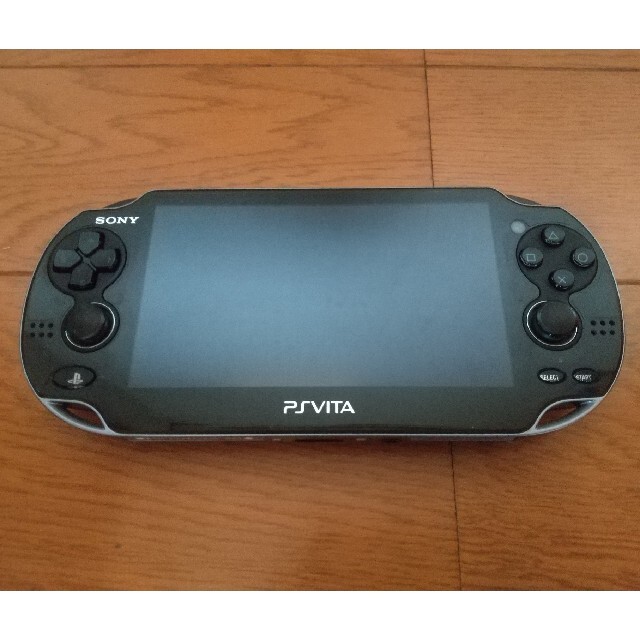 ゲームソフト/ゲーム機本体PS VITA PCH-1000　メモリーカード付き　一式セット