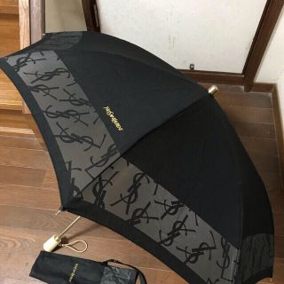 サンローラン(Saint Laurent)のイブサンロ−ラン　折り畳み　日傘　雨天兼用可能性あリ　中古　自宅保管(傘)