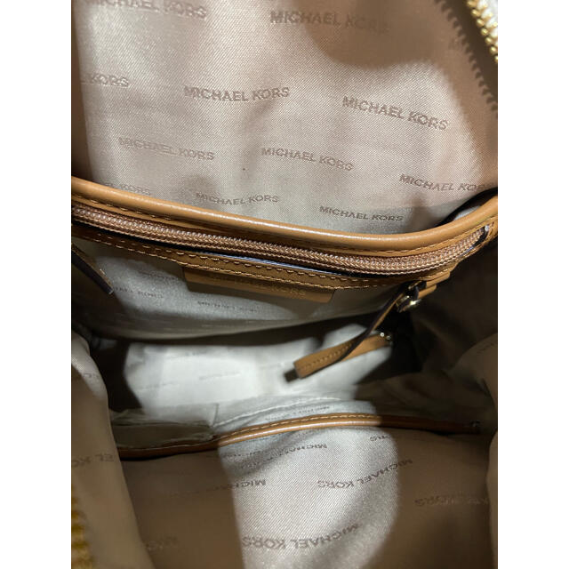 Michael Kors(マイケルコース)の美品　MICHAEL KORS リュックバックパック レディースのバッグ(リュック/バックパック)の商品写真