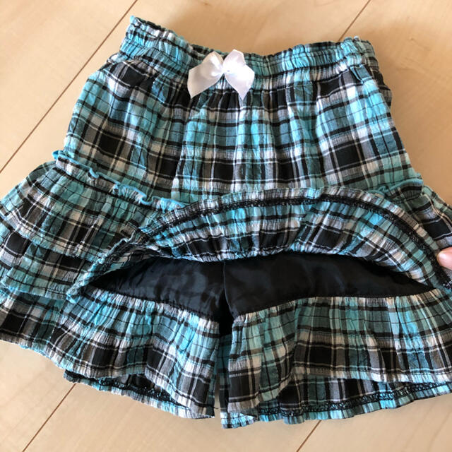 女の子 フリル キュロット  チェック 100cm キッズ/ベビー/マタニティのキッズ服女の子用(90cm~)(パンツ/スパッツ)の商品写真