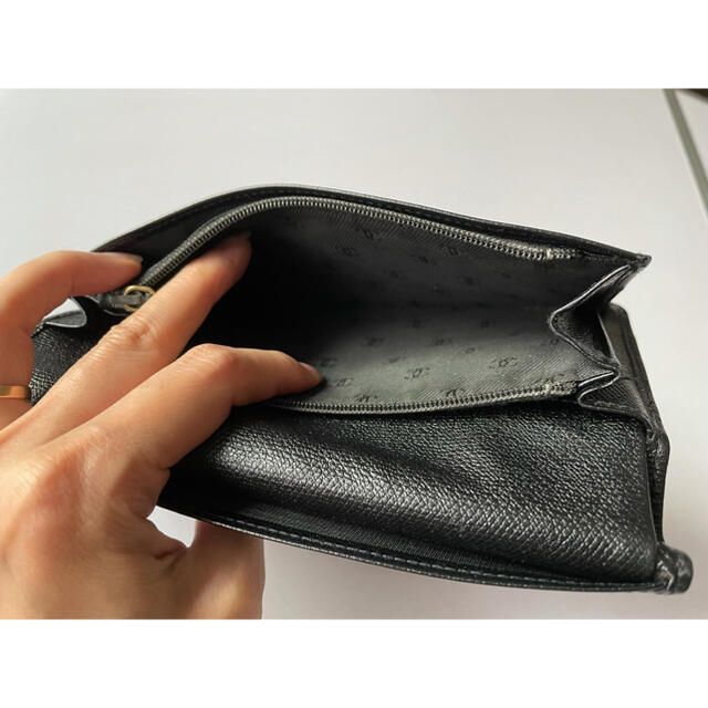 美品☆CHANELシャネル 二つ折り財布 ココマークボタン ブラック 黒 美品☆CHANELシャネル 二つ折り財布 ココマークボタン ブラック 黒