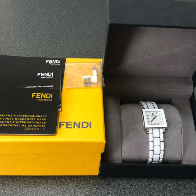 FENDI(フェンディ)のcrystal様専用ページ／売り切れ レディースのファッション小物(腕時計)の商品写真