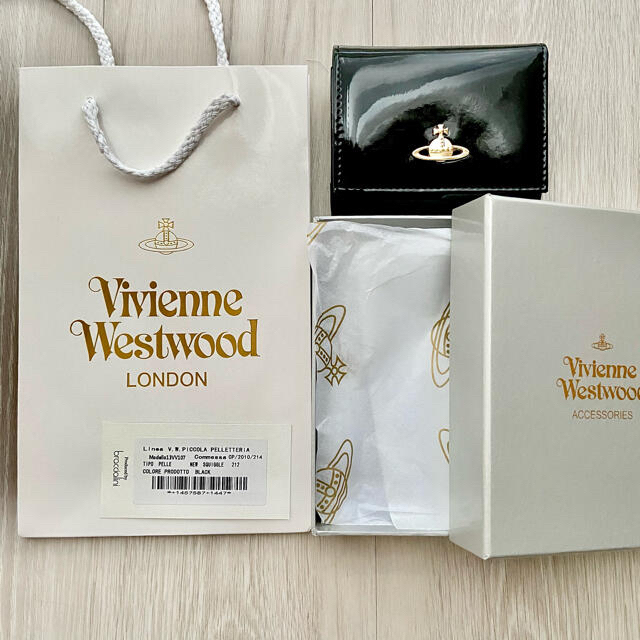 【新品未使用】Vivienne Westwood ガマ口 三つ折り財布