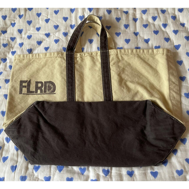 DEUXIEME CLASSE(ドゥーズィエムクラス)のsita parantica FLRD バッグ　極美品 レディースのバッグ(トートバッグ)の商品写真