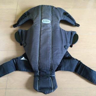 ベビービョルン(BABYBJORN)の【5～7月中旬まで発送不可様専用】ベビービョルン　抱っこ紐　2口目(抱っこひも/おんぶひも)