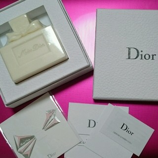 ディオール(Dior)の非売品☆ミス ディオール シルキー ソープ ☆香りサンプルのオマケ付き(ボディソープ/石鹸)