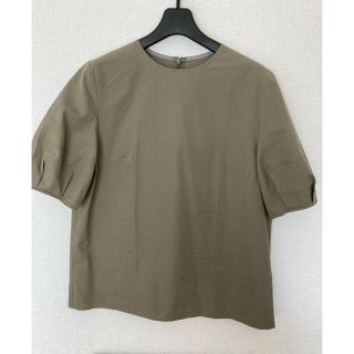 ニジュウサンク(23区)の23区カットソー　カーキ(Tシャツ/カットソー(半袖/袖なし))