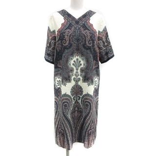 エトロ ワンピースの通販 100点以上 Etroのレディースを買うならラクマ エトロ ワンピースの通販 100点以上 Etroのレディースを買うならラクマ