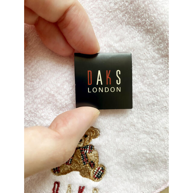 DAKS(ダックス)の新品未使用品 DAKS LONDON ダックス ミニタオル ハンドタオル  レディースのファッション小物(ハンカチ)の商品写真