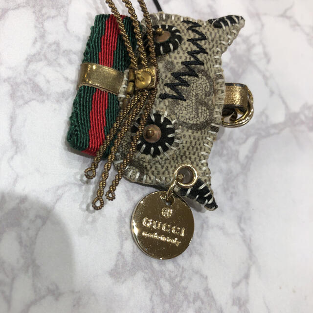 中古 ◇GUCCI◇グッチ グッチョリ クリスティーナ ネコ キーホルダー