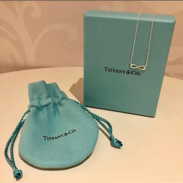 Tiffany & Co.(ティファニー)のTiffany インフィニティ ネックレス レディースのアクセサリー(ネックレス)の商品写真