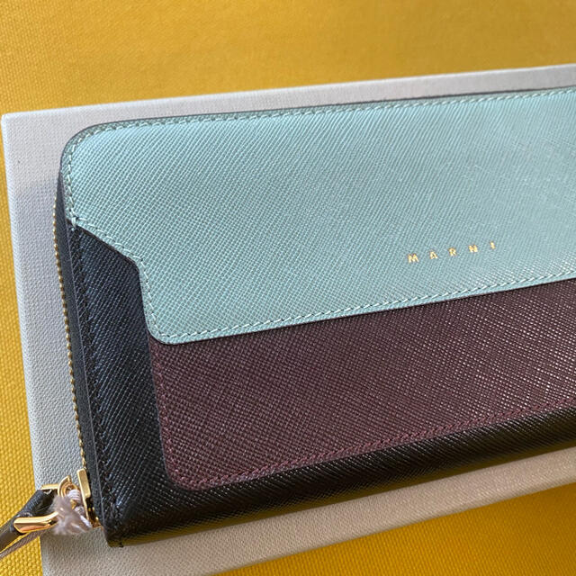 新品未使用 MARNI マルニ 財布 コンパクト財布-