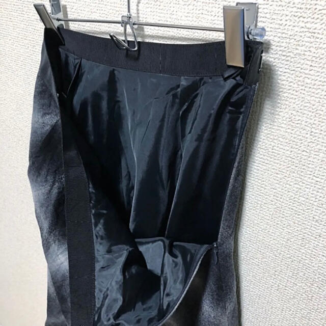 自由区(ジユウク)のsize38◆匿名配送☆自由区◆ひざ丈スカート チェック ブラック&ホワイト レディースのスカート(ひざ丈スカート)の商品写真