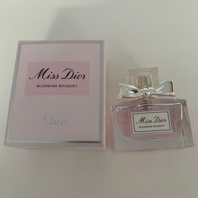 Dior(ディオール)のDior ﾐｽﾃﾞｨｵｰﾙ ﾌﾞﾙｰﾐﾝｸﾞ ﾌﾞｰｹ コスメ/美容の香水(香水(女性用))の商品写真