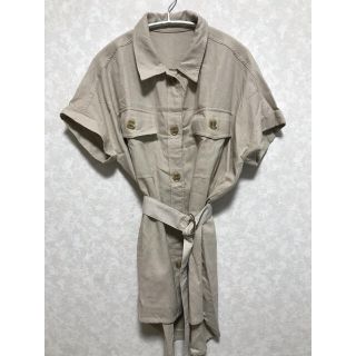 イング(INGNI)の【美品】 INGNI イング　シャツブラウス　半袖　Mサイズ(シャツ/ブラウス(半袖/袖なし))