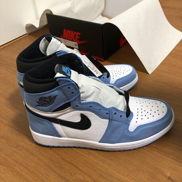 NIKE(ナイキ)のNIKE AIR JORDAN 1 ユニバーシティブルー メンズの靴/シューズ(スニーカー)の商品写真