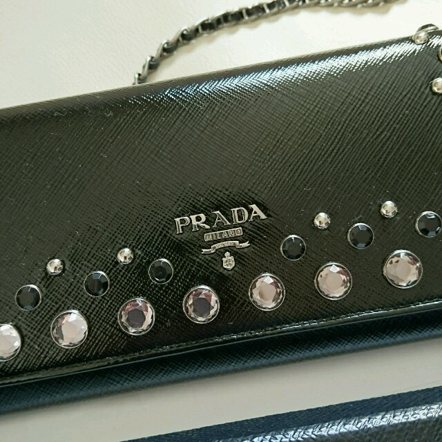 PRADA(プラダ)のPRADAサフィアーノ財布  レディースのファッション小物(財布)の商品写真