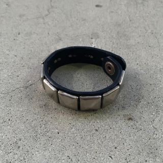 アートヴィンテージ(ART VINTAGE)のUSED studs bangle(バングル/リストバンド)