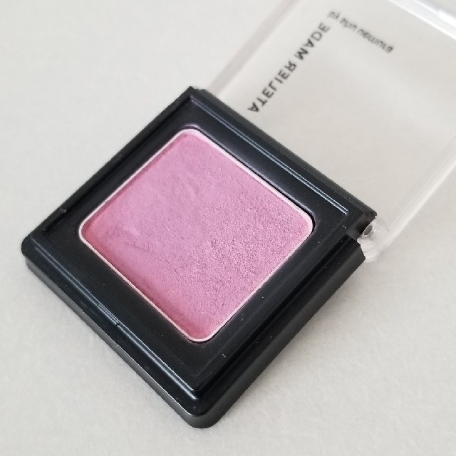 shu uemura(シュウウエムラ)のSHU UEMURA シュウウエムラ　ATELIER MADE アイシャドウ コスメ/美容のベースメイク/化粧品(アイシャドウ)の商品写真