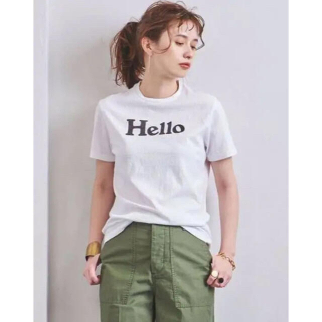 マディソンブルー　Hello ロゴTシャツ