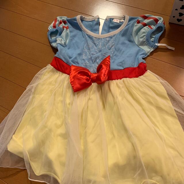 しまむら(シマムラ)の白雪姫ワンピース キッズ/ベビー/マタニティのキッズ服女の子用(90cm~)(ワンピース)の商品写真