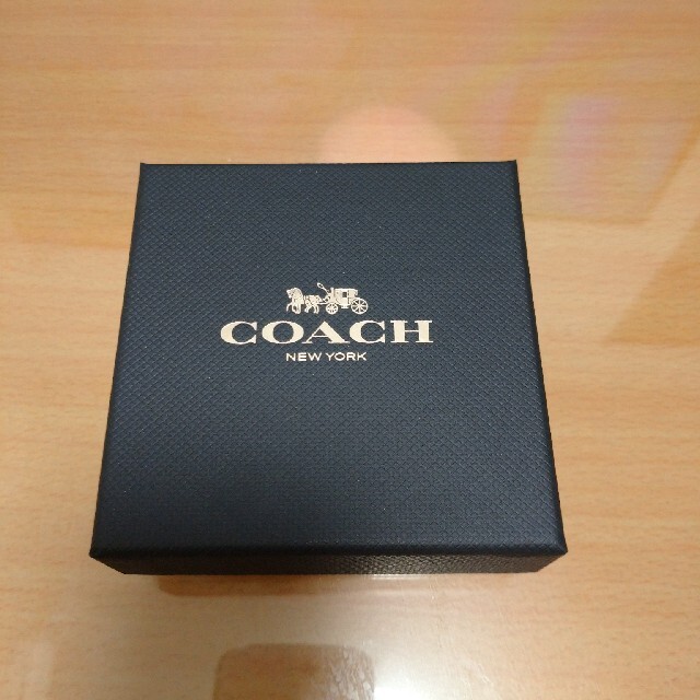 COACH(コーチ)のCOACH アウトレットピアス ハンドメイドのアクセサリー(ピアス)の商品写真