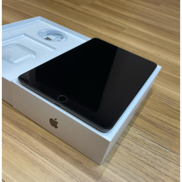 iPad mini SIMフリー 7.9インチ 64GB 第5世代-