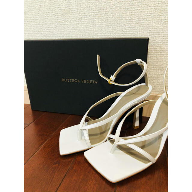Bottega Veneta(ボッテガヴェネタ)のボッテガヴェネタ ストレッチサンダル　34 レディースの靴/シューズ(サンダル)の商品写真