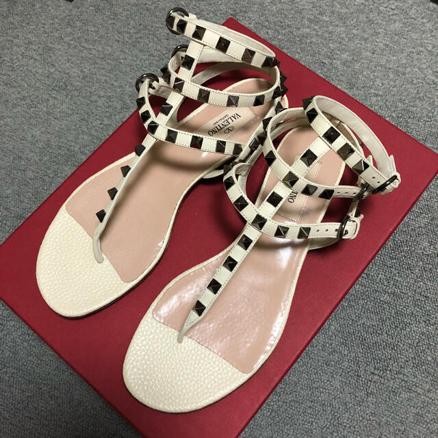 上品な VALENTINO ヴァレンティノ☆サンダル - サンダル - kajal.pl