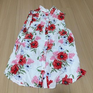 エイチアンドエム(H&M)のH&M フラワー　トップス　花柄(カットソー(半袖/袖なし))