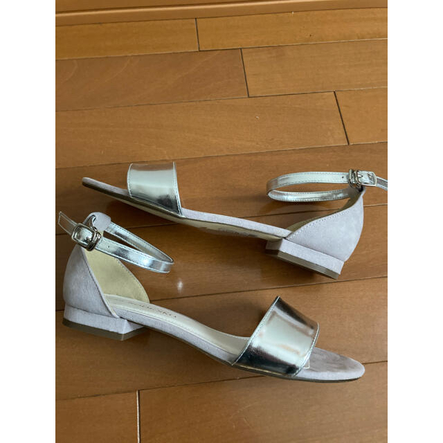 HERTTA ストラップサンダル レディースの靴/シューズ(サンダル)の商品写真