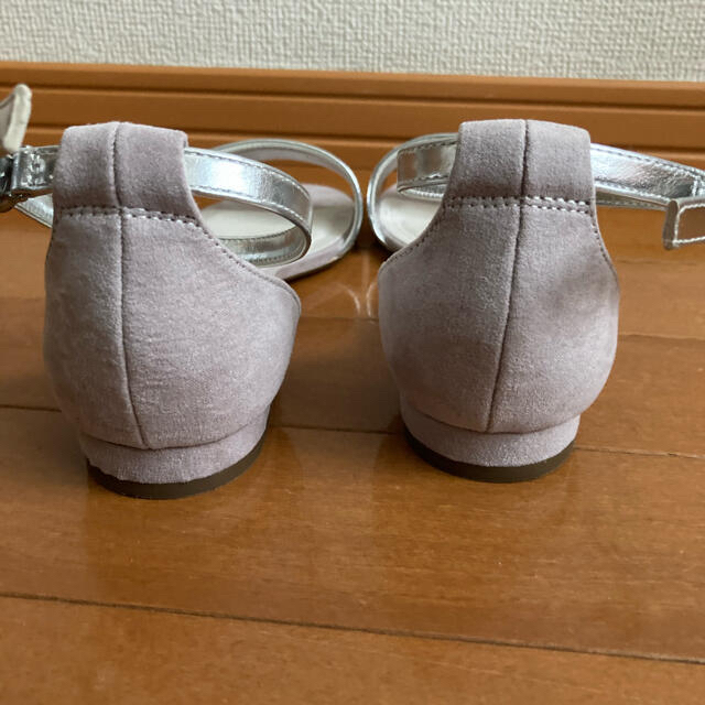 HERTTA ストラップサンダル レディースの靴/シューズ(サンダル)の商品写真