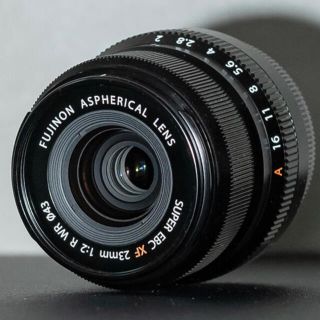 フジフイルム(富士フイルム)のFUJIFILM FUJINON XF23mm F2 R WR  美品(レンズ(単焦点))