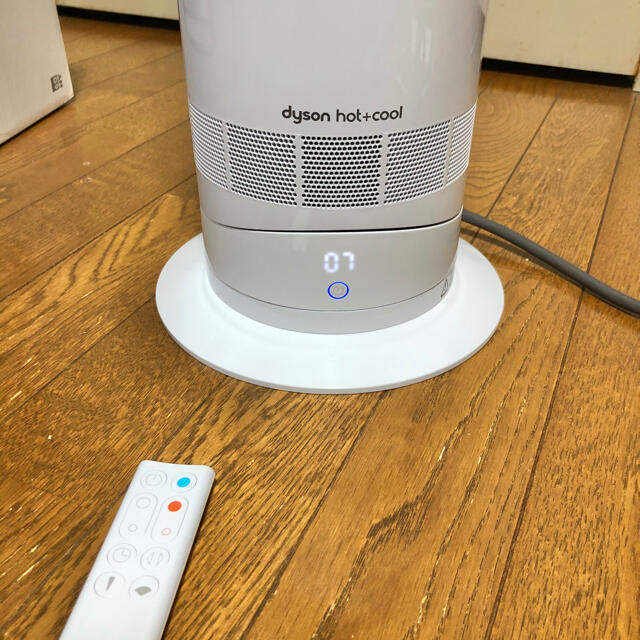 Dyson(ダイソン)のダイソン　Dyson　Hot＋Cool　AM09WN スマホ/家電/カメラの冷暖房/空調(扇風機)の商品写真