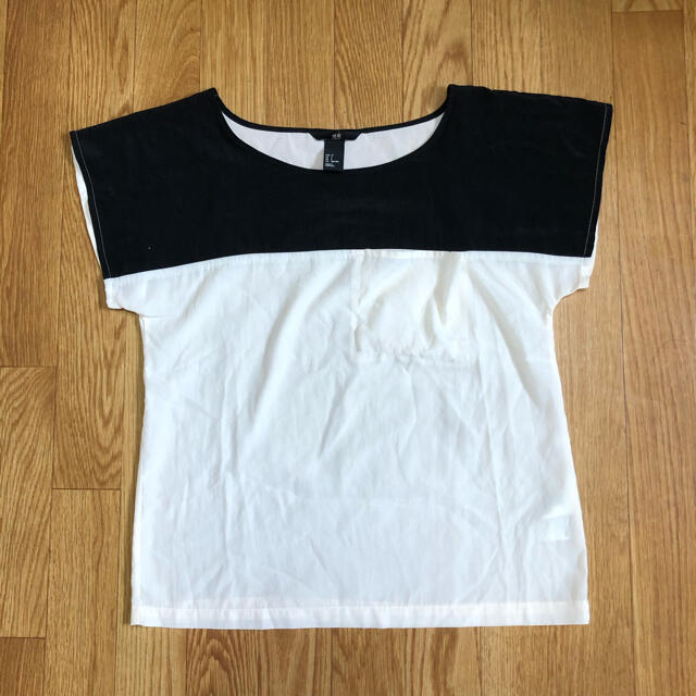 H&M(エイチアンドエム)のツートーン　Tシャツ レディースのトップス(Tシャツ(半袖/袖なし))の商品写真
