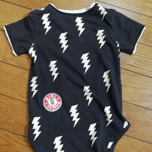 babyGAP(ベビーギャップ)の男の子ロンパースセット キッズ/ベビー/マタニティのベビー服(~85cm)(ロンパース)の商品写真