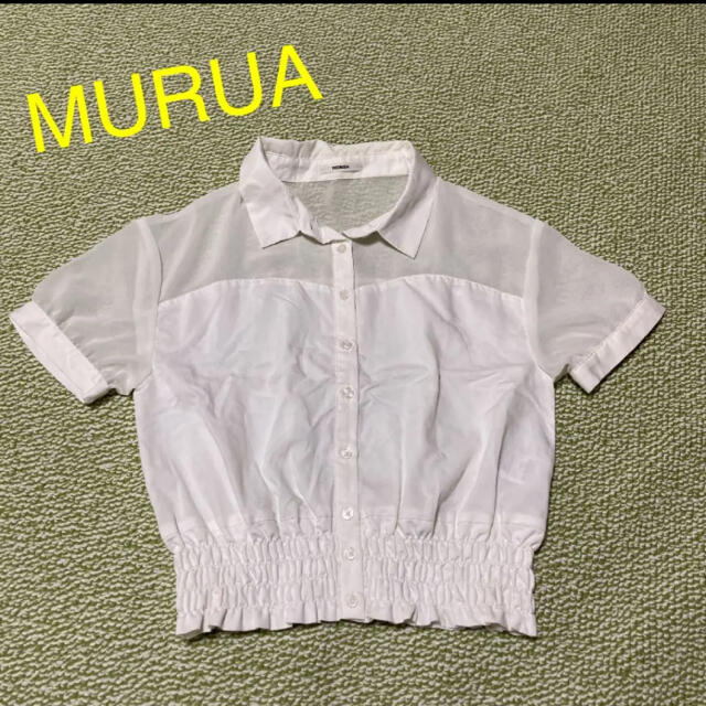 MURUA(ムルーア)の【送料込】ムルーア　シャツ　ブラウス　ショート丈トップス　トップス　シアーシャツ レディースのトップス(シャツ/ブラウス(半袖/袖なし))の商品写真