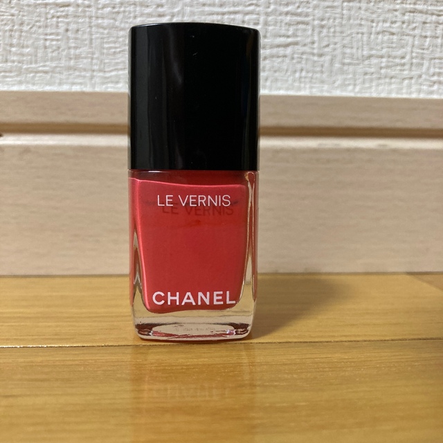 CHANEL(シャネル)のCHANEL ヴェルニ ロング トゥニュ524テュルバン コスメ/美容のネイル(マニキュア)の商品写真