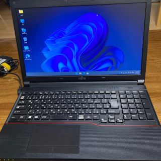 フジツウ(富士通)のLIFEBOOK A553/HX　WIN11テスト(ノートPC)