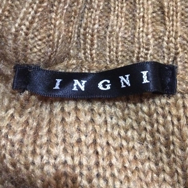 INGNI(イング)のキャメル  ニット レディースのトップス(ニット/セーター)の商品写真