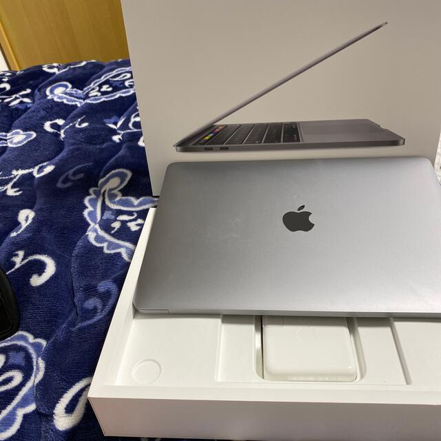 休日限定 Mac (Apple) MacBook Pro 13インチ(1TB) スペースグレイ ノートPC