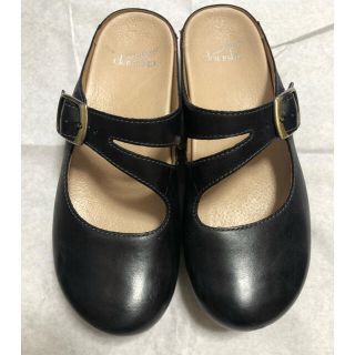 ダンスコ(dansko)の《美品》dansko ダンスコ BRITNEY NV(サンダル)