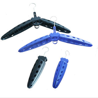 2個セット 黒・青 ストロングフック ウェットスーツハンガー 折り畳み式ハンガー(サーフィン)