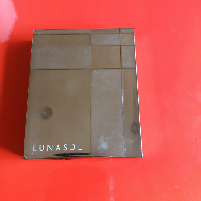 LUNASOL(ルナソル)のルナソルアイシャドウ　05 コスメ/美容のベースメイク/化粧品(アイシャドウ)の商品写真